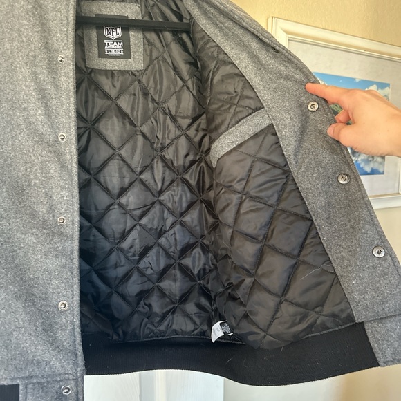 NFL Kids Seahawks Bomber Jacket - Picture 6 of 8